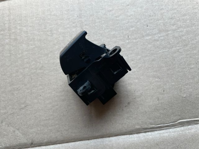 bontott OPEL ANTARA Kézifék Kapcsoló