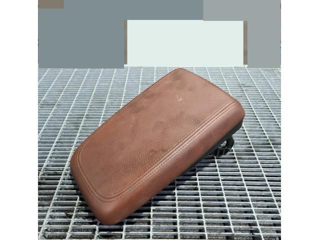 bontott OPEL ANTARA Könyöklő