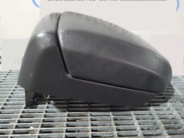 bontott OPEL ANTARA Könyöklő