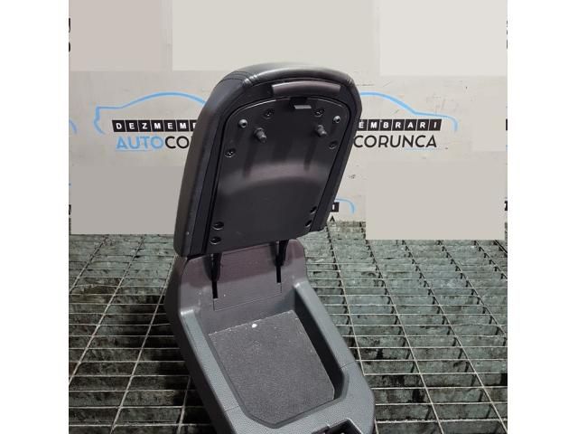 bontott OPEL ANTARA Könyöklő