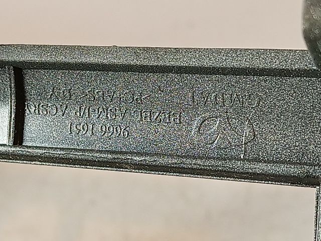 bontott OPEL ANTARA Középkonzol Keret