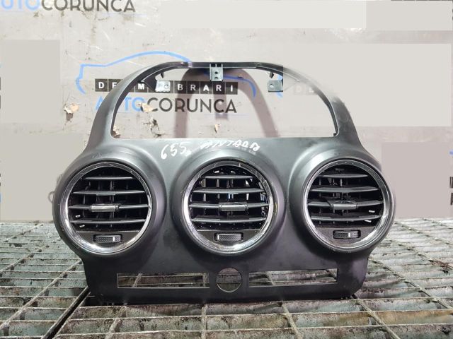 bontott OPEL ANTARA Középső Szellőző