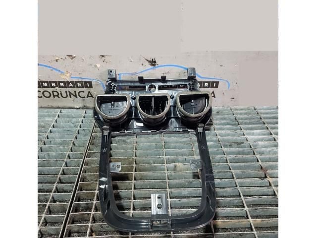 bontott OPEL ANTARA Középső Szellőző