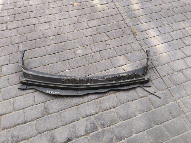 bontott OPEL ANTARA Levélrács