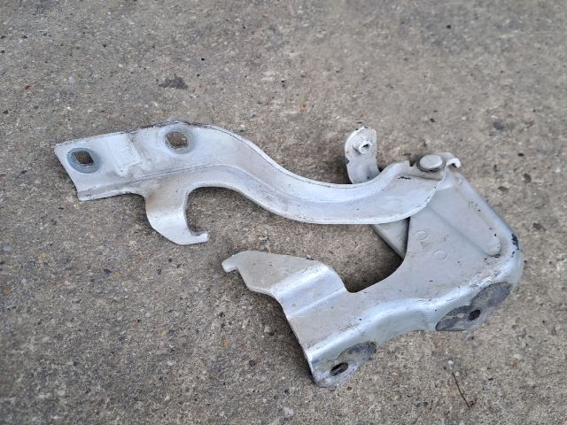 bontott OPEL ANTARA Motorháztető Jobb Zsanér