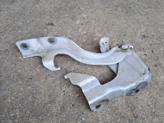 bontott OPEL ANTARA Motorháztető Jobb Zsanér