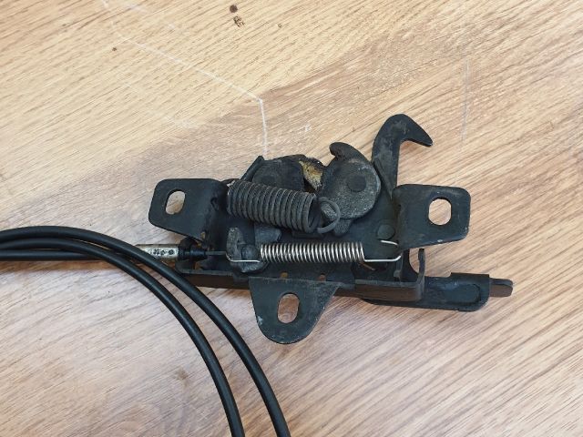 bontott OPEL ANTARA Motorháztető Zárszerkezet