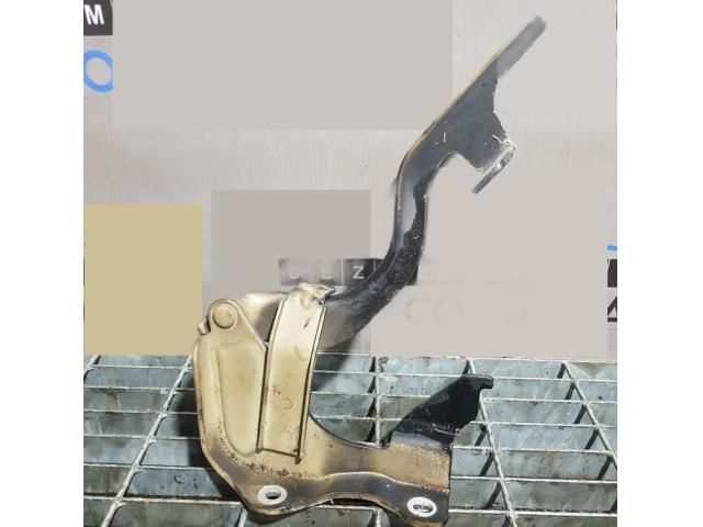 bontott OPEL ANTARA Motorháztető Zsanér Pár