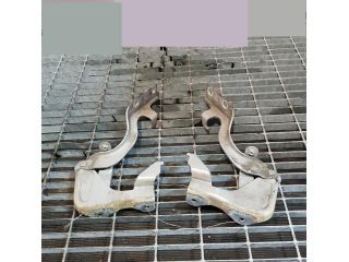 bontott OPEL ANTARA Motorháztető Zsanér Pár