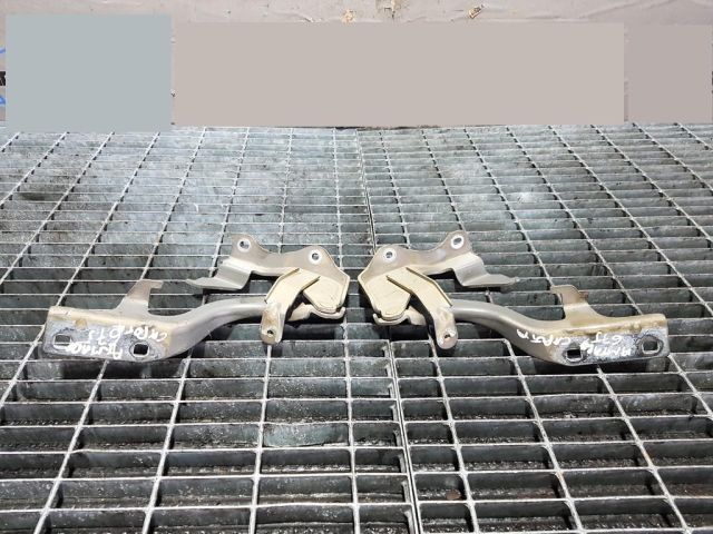 bontott OPEL ANTARA Motorháztető Zsanér Pár