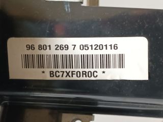 bontott OPEL ANTARA Műszerfal Tartó Vas