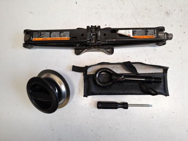 bontott OPEL ANTARA Pótkerék