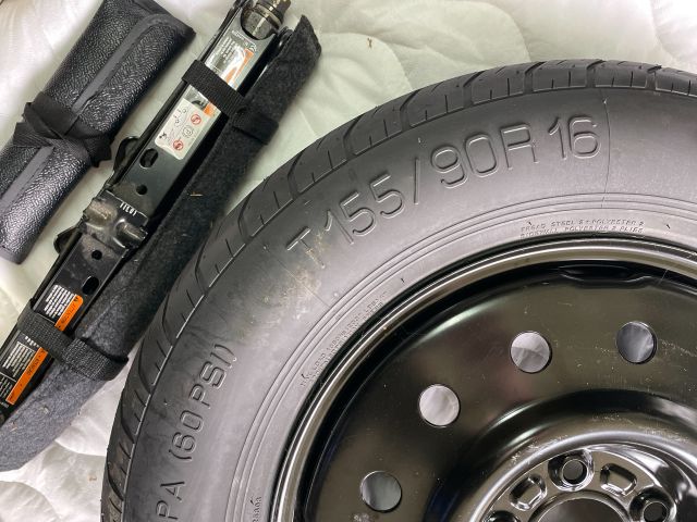 bontott OPEL ANTARA Pótkerék