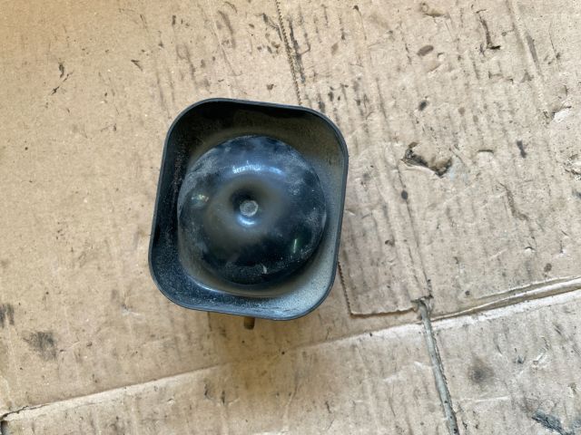 bontott OPEL ANTARA Riasztó Hangszóró