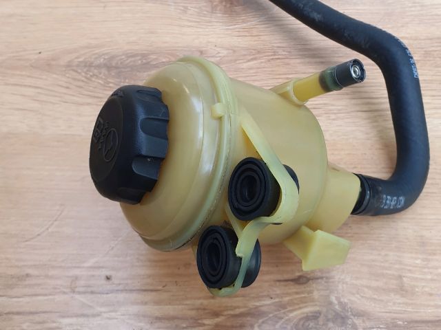 bontott OPEL ANTARA Szervóolaj Tartály