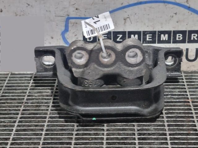 bontott OPEL ANTARA Tartó Bak