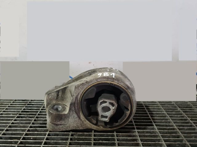 bontott OPEL ANTARA Tartó Bak