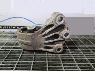 bontott OPEL ANTARA Tartó Bak