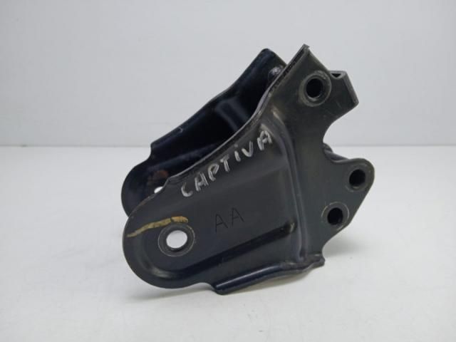 bontott OPEL ANTARA Tartó Bak