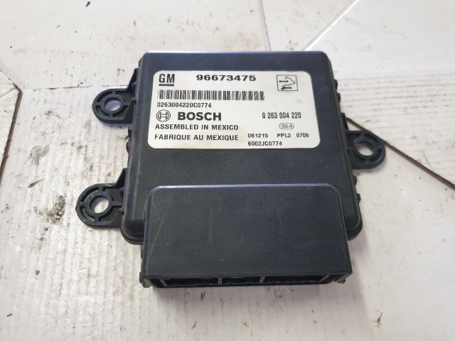 bontott OPEL ANTARA Tolatóradar Elektronika