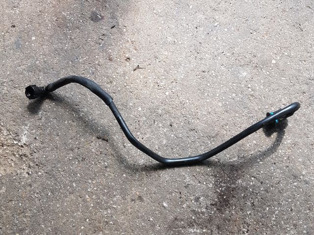bontott OPEL ANTARA Üzemanyagcső