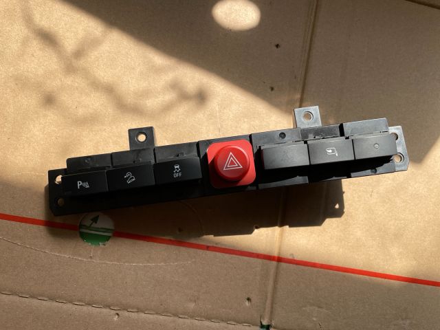 bontott OPEL ANTARA Vészvillogó Kapcsoló