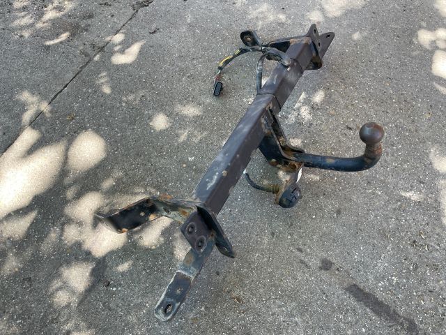 bontott OPEL ANTARA Vonóhorog