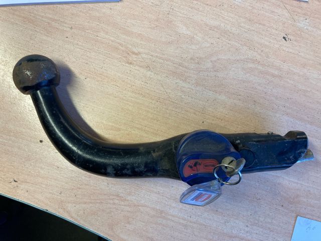 bontott OPEL ANTARA Vonóhorog