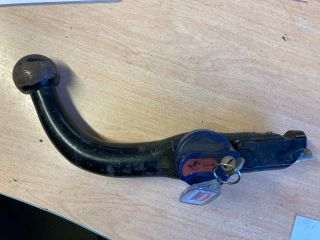 bontott OPEL ANTARA Vonóhorog