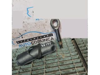 bontott OPEL ANTARA Vonóhorog