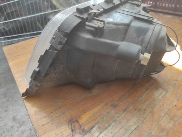 bontott OPEL ASCONA Jobb Fényszóró