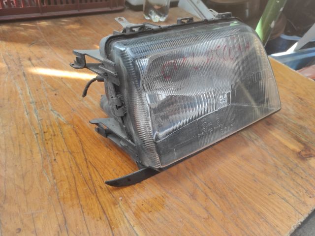bontott OPEL ASCONA Jobb Fényszóró
