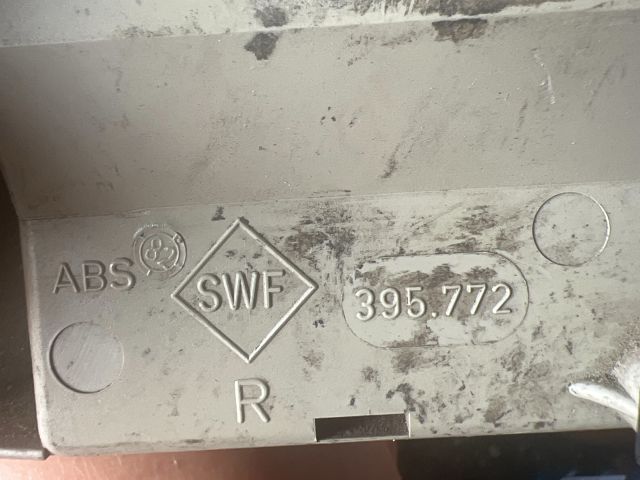 bontott OPEL ASCONA Jobb Hátsó Lámpa