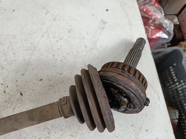 bontott OPEL ASTRA F Bal Féltengely