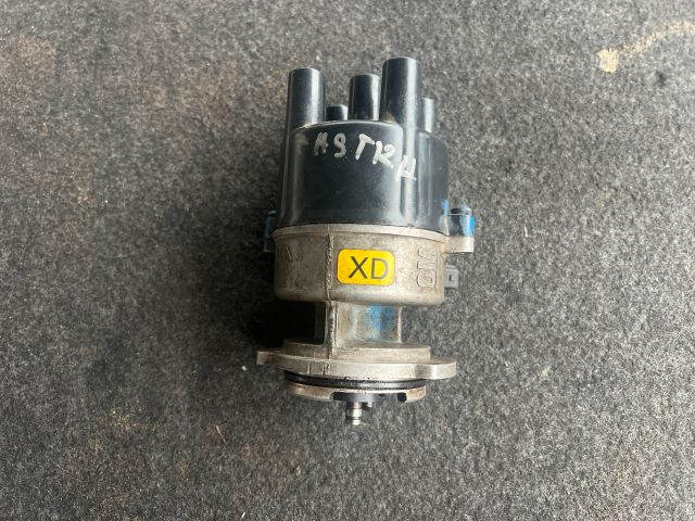 bontott OPEL ASTRA F Gyújtáselosztó