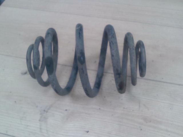 bontott OPEL ASTRA F Hátsó Rugó