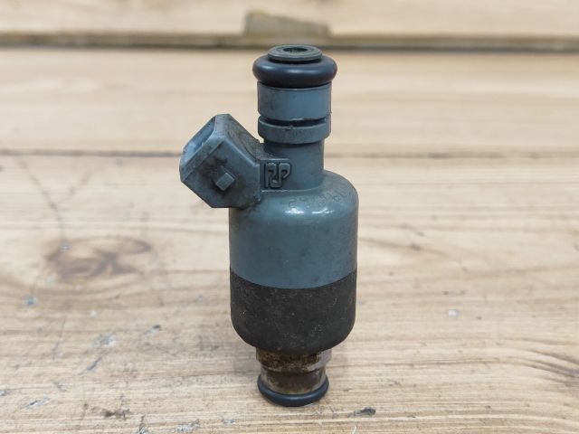 bontott OPEL ASTRA F Porlasztó (1 db)