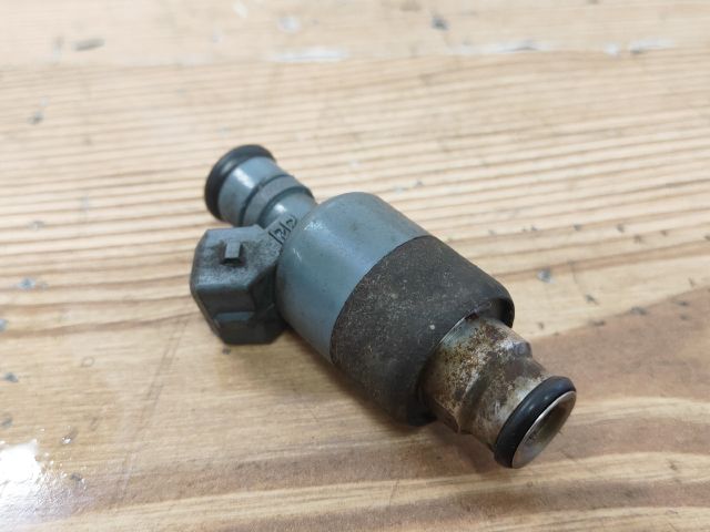 bontott OPEL ASTRA F Porlasztó (1 db)