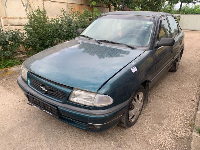 bontott OPEL ASTRA F Vízcső