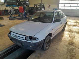 bontott OPEL ASTRA F Biztosítéktábla Motortér