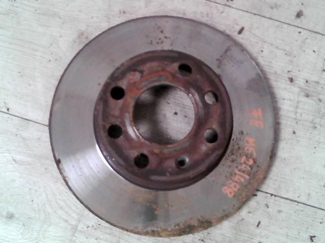 bontott OPEL ASTRA F Első Féktárcsa