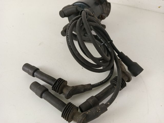 bontott OPEL ASTRA F Gyújtáselosztó és Gyertya Kábel