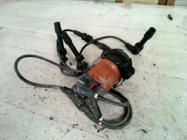 bontott OPEL ASTRA F Gyújtáselosztó és Gyertya Kábel