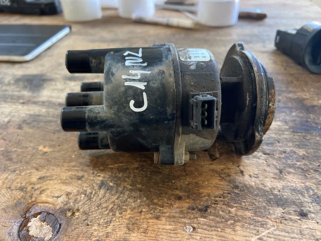 bontott OPEL ASTRA F Gyújtáselosztó