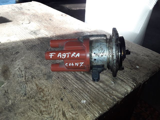 bontott OPEL ASTRA F Gyújtáselosztó