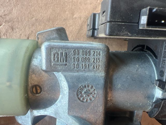 bontott OPEL ASTRA F Gyújtáskapcsoló