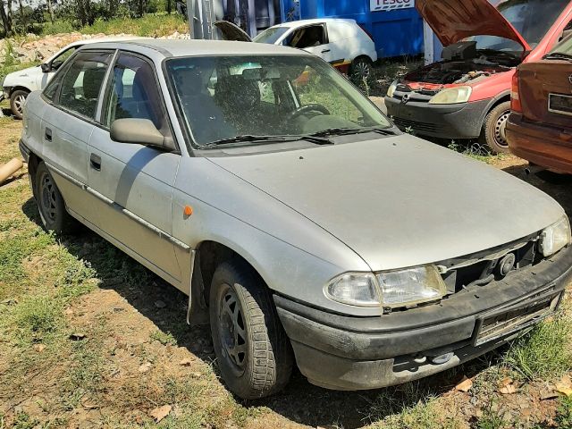 bontott OPEL ASTRA F Gyújtótrafó