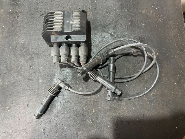 bontott OPEL ASTRA F Gyújtótrafó