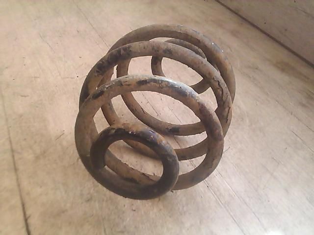 bontott OPEL ASTRA F Hátsó Rugó