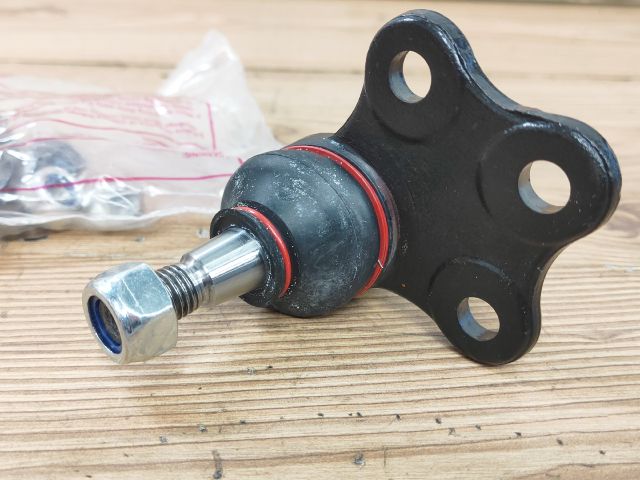 bontott OPEL ASTRA F Jobb első Lengőkar